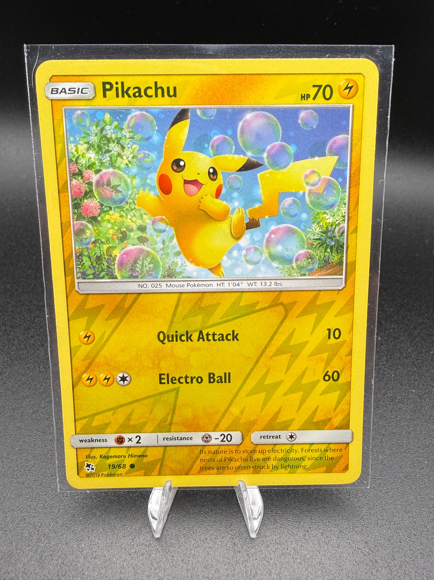 Pikachu 19/68 - Reverse Holo - Hidden Fates